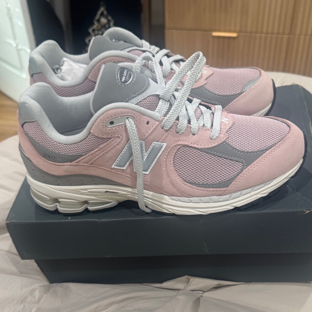New Balance 2002R  Women's Pink and Gray Sneakers